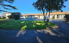 Middlepark Motel