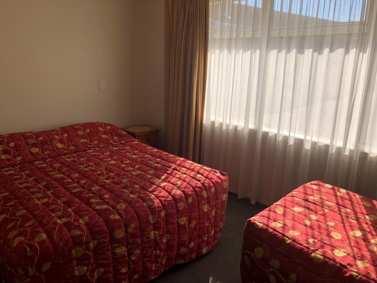 Middlepark Motel Christchurch Exterior photo